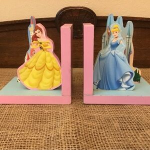 2007 Painted Wood Cinderella and Belle Bookends